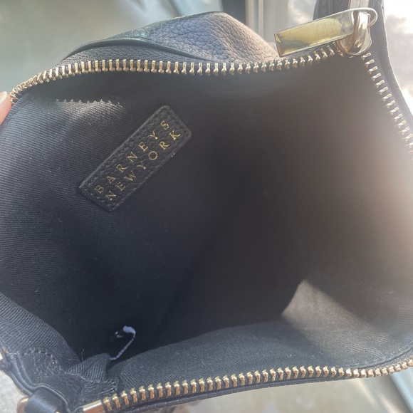 Barney’s Crossbody Fringe Bag - Picture 4 of 4